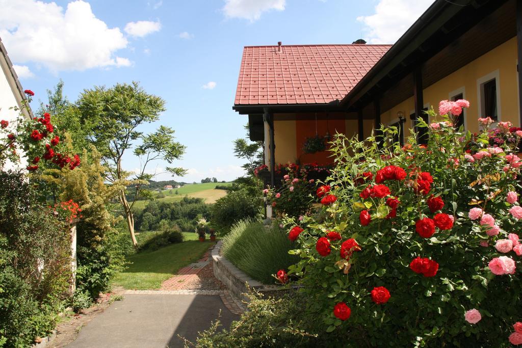 Готель Gastehaus Dobida Unterlamm  Екстер'єр фото